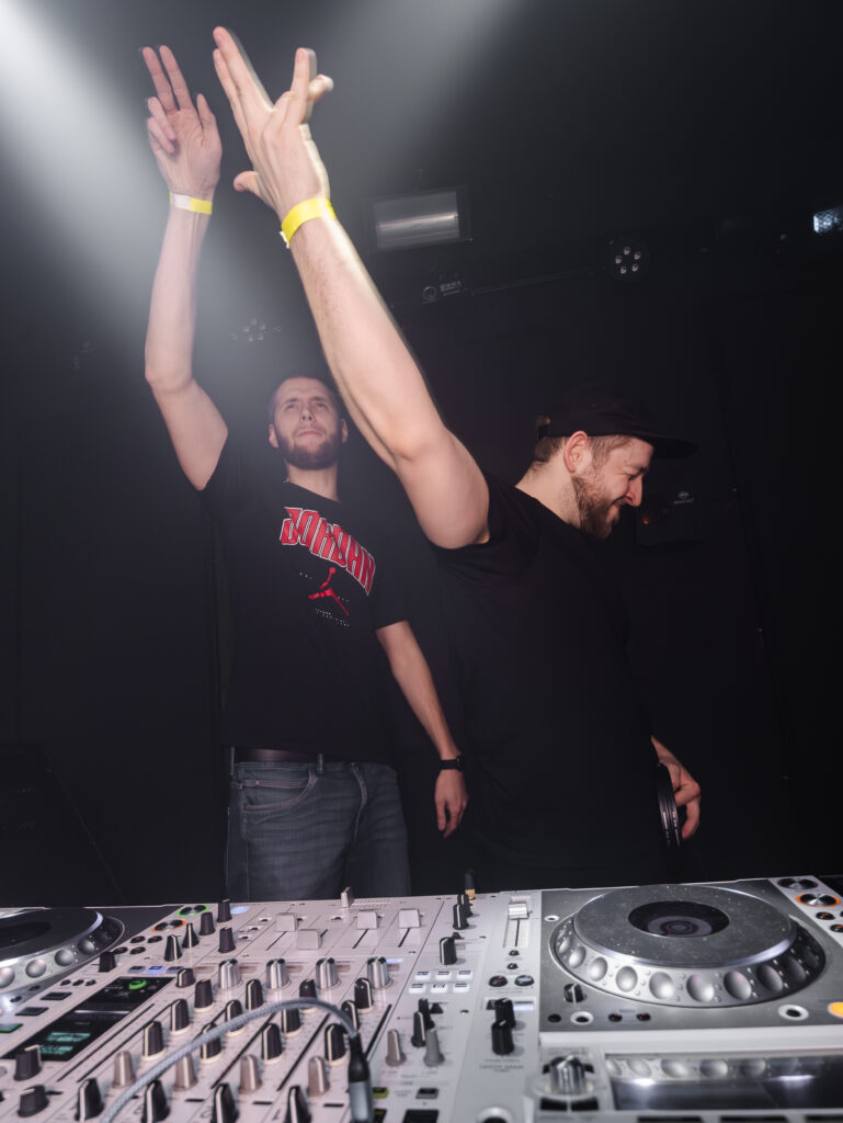 DNB EST × DROPZONE